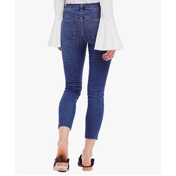 Free People button fly knee hole Jeans 28 - Picture 4 of 11